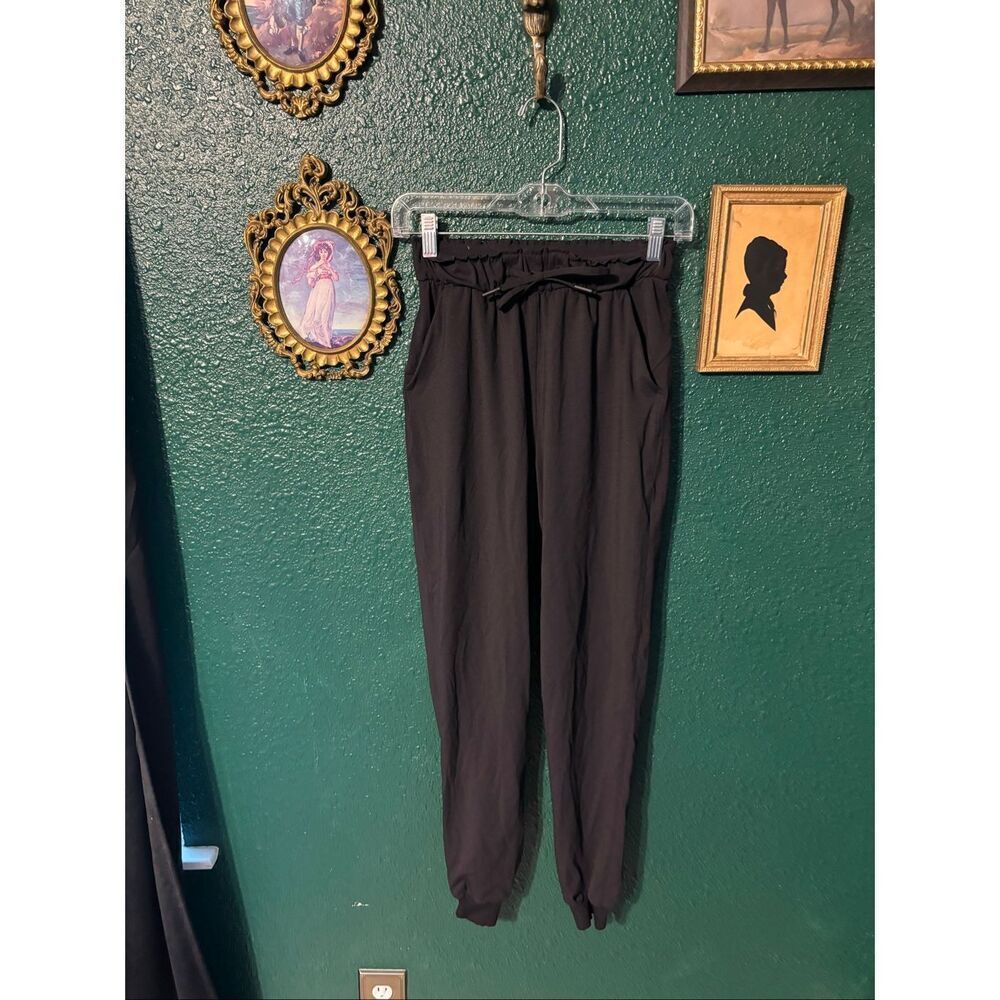 Lululemon Keep Moving Jogger Sz 2 Black